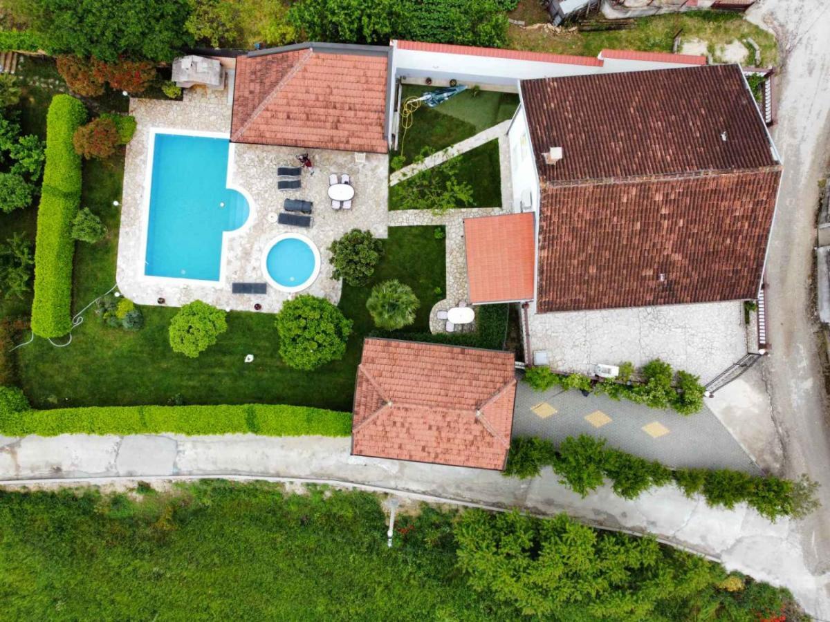 Sunny Apartment With Swimming Pool Stolac Dış mekan fotoğraf