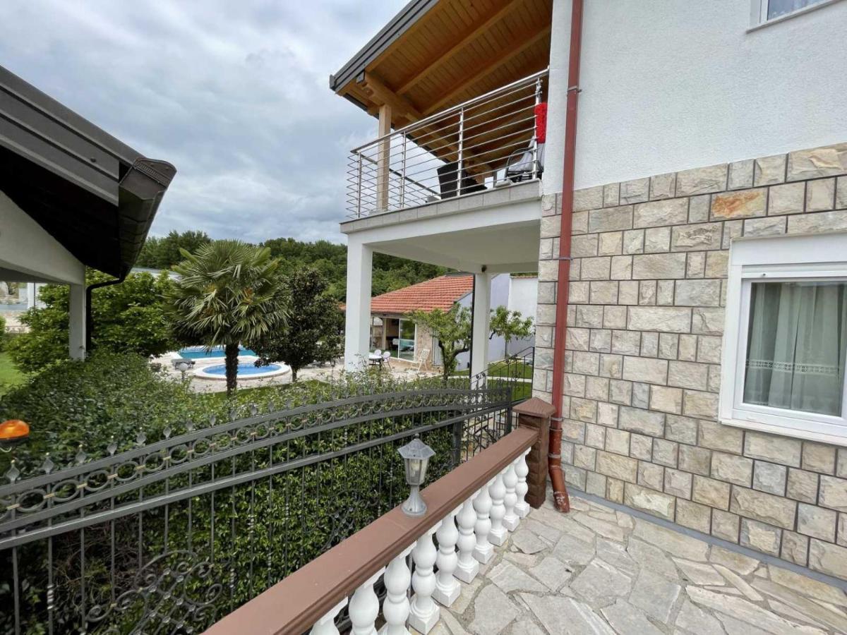 Sunny Apartment With Swimming Pool Stolac Dış mekan fotoğraf