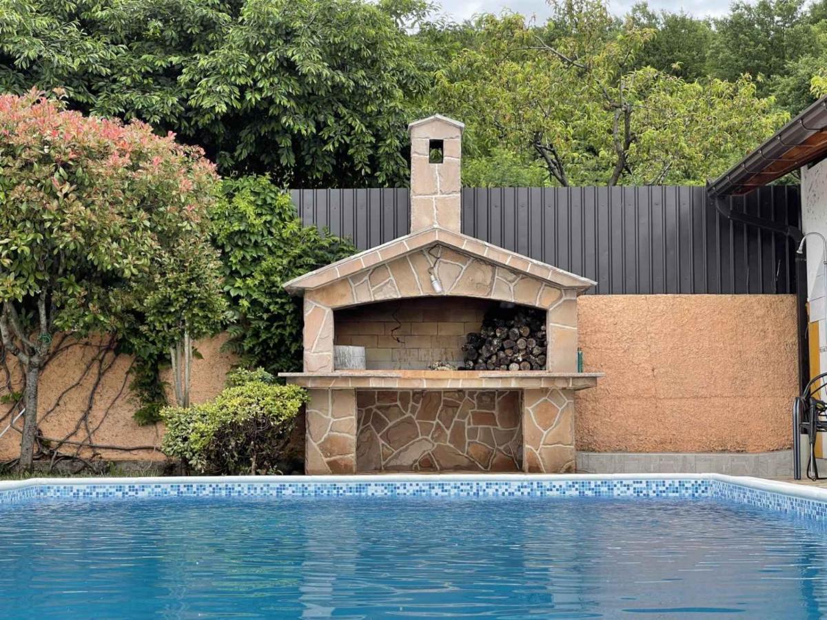 Sunny Apartment With Swimming Pool Stolac Dış mekan fotoğraf